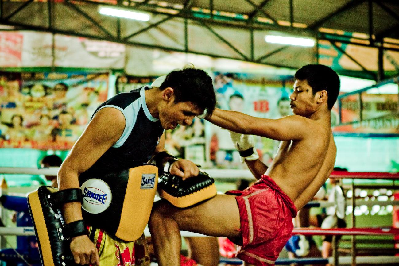 Muay Thai Knees - Muay Thailand